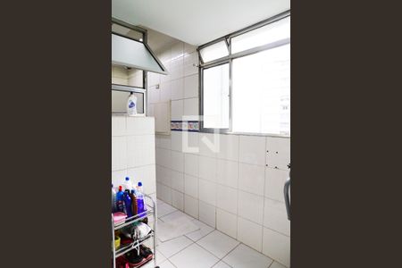 Apartamento à venda com 130m², 3 quartos e 1 vagaÁrea de Serviço