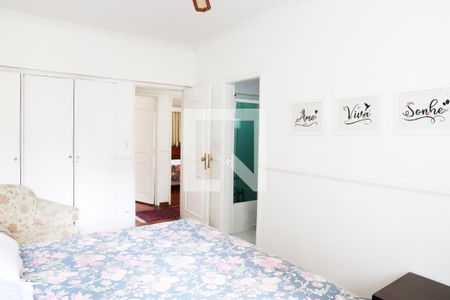 Apartamento à venda com 130m², 3 quartos e 1 vagaSuíte