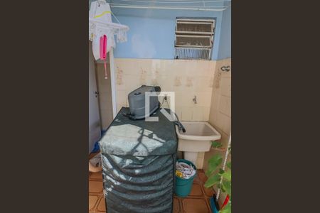 Casa à venda com 125m², 3 quartos e 3 vagas Casa à venda com 125m², 3 quartos e 3 vagasLavanderia