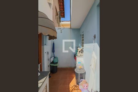 Casa à venda com 125m², 3 quartos e 3 vagas Casa à venda com 125m², 3 quartos e 3 vagasLavanderia