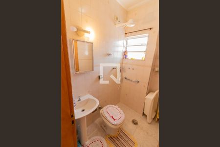 Casa à venda com 125m², 3 quartos e 3 vagas Casa à venda com 125m², 3 quartos e 3 vagasBanheiro