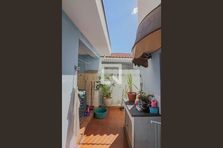 Casa à venda com 125m², 3 quartos e 3 vagas Casa à venda com 125m², 3 quartos e 3 vagasLavanderia