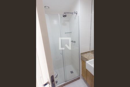 Apartamento à venda com 75m², 2 quartos e 1 vaga Apartamento à venda com 75m², 2 quartos e 1 vagaBanheiro Social