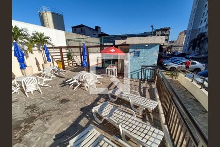 Apartamento à venda com 47m², 2 quartos e sem vaga Apartamento à venda com 47m², 2 quartos e sem vagaÁrea comum - Piscina