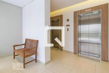 Apartamento à venda com 75m², 3 quartos e 1 vaga Apartamento à venda com 75m², 3 quartos e 1 vagaHall Social