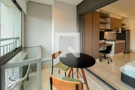 Studio à venda com 27m², 1 quarto e sem vagaVaranda
