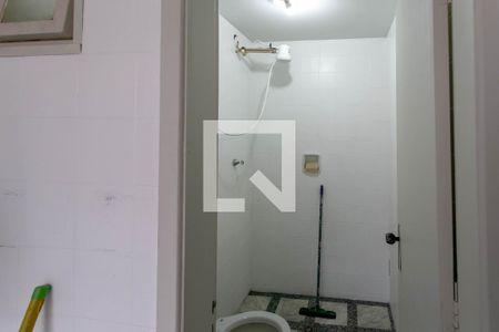 Apartamento para alugar com 140m², 3 quartos e 2 vagasBanheiro de serviço