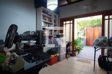 Casa à venda com 140m², 3 quartos e 2 vagasChurrasqueira 