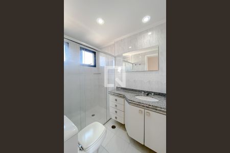 Apartamento para alugar com 228m², 4 quartos e 4 vagasBanheiro da Suíte