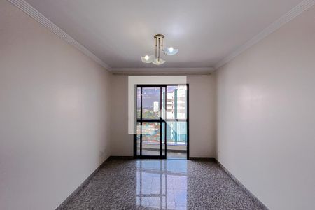 Apartamento para alugar com 228m², 4 quartos e 4 vagasSala