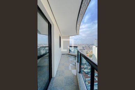 Apartamento para alugar com 228m², 4 quartos e 4 vagasVaranda da Sala