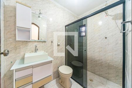 Banheiro de casa para alugar com 1 quarto, 70m² em Vila Guaraciaba, Santo André