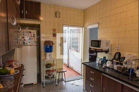 Casa à venda com 346m², 3 quartos e 5 vagas Casa à venda com 346m², 3 quartos e 5 vagasCozinha