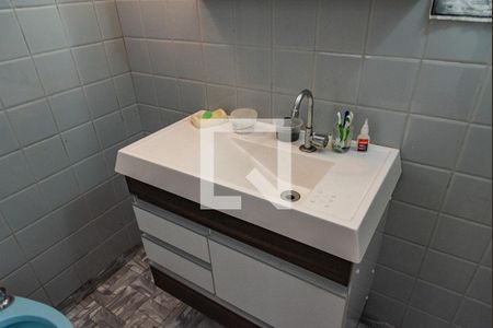 Casa à venda com 346m², 3 quartos e 5 vagas Casa à venda com 346m², 3 quartos e 5 vagasBanheiro da suíte 2