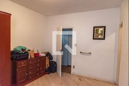 Casa à venda com 346m², 3 quartos e 5 vagas Casa à venda com 346m², 3 quartos e 5 vagasSuíte 1