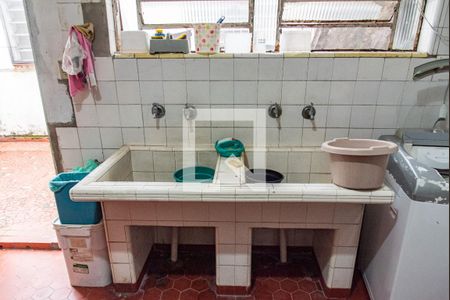 Casa à venda com 346m², 3 quartos e 5 vagas Casa à venda com 346m², 3 quartos e 5 vagasLavanderia