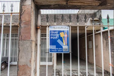 Casa à venda com 346m², 3 quartos e 5 vagas Casa à venda com 346m², 3 quartos e 5 vagasFachada