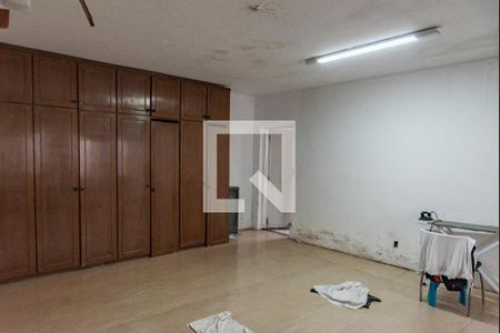 Casa à venda com 346m², 3 quartos e 5 vagas Casa à venda com 346m², 3 quartos e 5 vagasSuíte 3