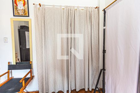 Apartamento à venda com 85m², 2 quartos e sem vaga Apartamento à venda com 85m², 2 quartos e sem vagaQuarto 2 - Armários