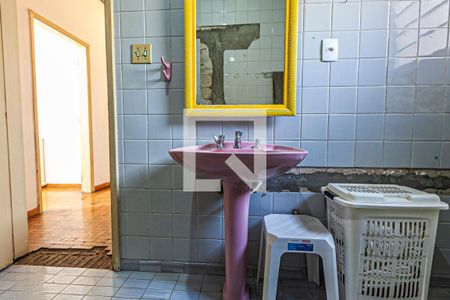 Apartamento à venda com 85m², 2 quartos e sem vaga Apartamento à venda com 85m², 2 quartos e sem vagaBanheiro