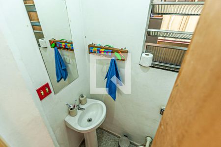 Apartamento à venda com 85m², 2 quartos e sem vaga Apartamento à venda com 85m², 2 quartos e sem vagaLavabo