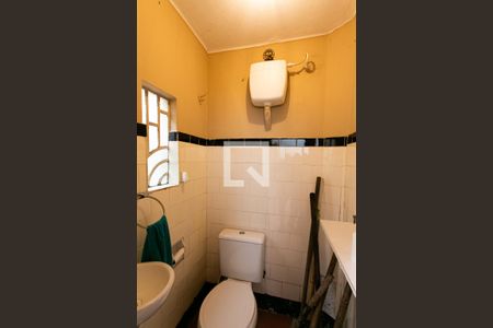 Casa para alugar com 180m², 3 quartos e 4 vagas Casa para alugar com 180m², 3 quartos e 4 vagasBanheiro de serviço