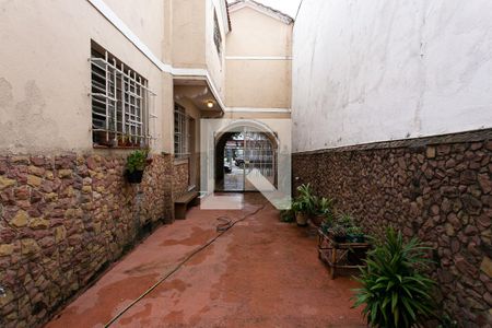 Casa para alugar com 180m², 3 quartos e 4 vagas Casa para alugar com 180m², 3 quartos e 4 vagasGaragem