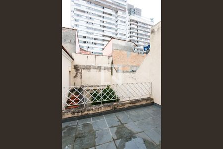 Casa para alugar com 180m², 3 quartos e 4 vagas Casa para alugar com 180m², 3 quartos e 4 vagasVaranda do Quarto 1