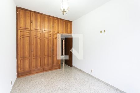 Apartamento à venda com 310m², 4 quartos e 3 vagasQuarto 2