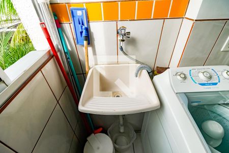 Apartamento à venda com 54m², 2 quartos e 1 vagaDetalhe da area de serviço