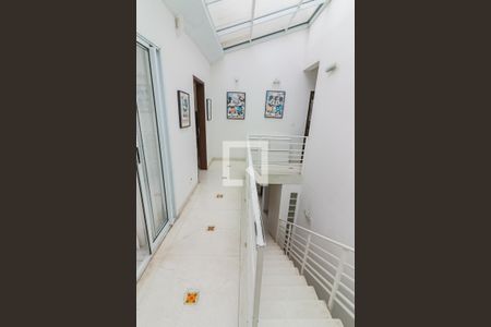Casa à venda com 400m², 4 quartos e 3 vagasCorredor Quartos