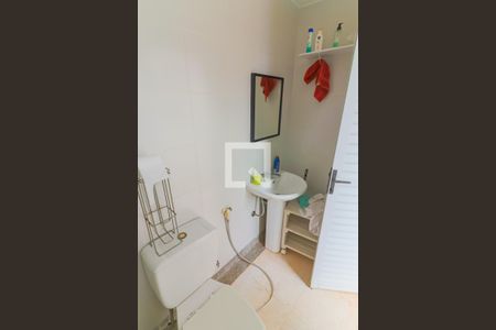 Casa à venda com 400m², 4 quartos e 3 vagasBanheiro Serviço