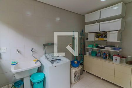 Casa à venda com 400m², 4 quartos e 3 vagasLavanderia