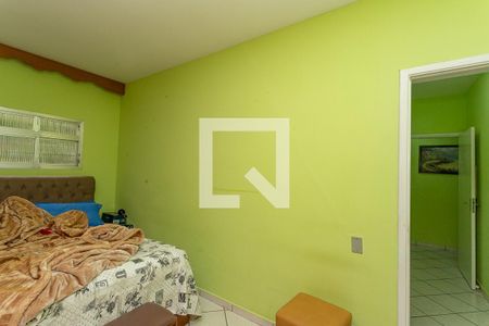 Quarto 1 de casa à venda com 4 quartos, 600m² em Jardim Tijuco, Diadema