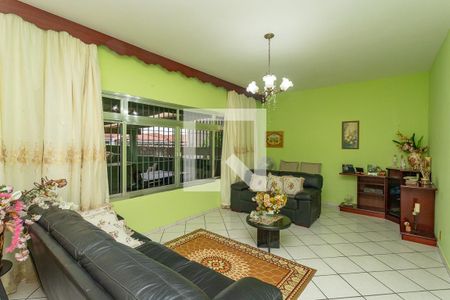 Sala de casa à venda com 4 quartos, 600m² em Jardim Tijuco, Diadema