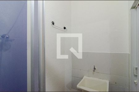Studio para alugar com 28m², 1 quarto e sem vaga Studio para alugar com 28m², 1 quarto e sem vagaBanheiro Social