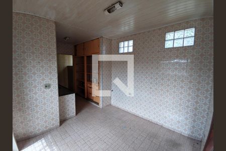 Quarto de casa à venda com 3 quartos, 370m² em Vila Pereira Cerca, São Paulo