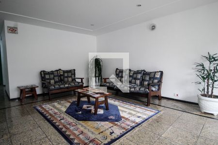 Apartamento para alugar com 61m², 2 quartos e 1 vaga Apartamento para alugar com 61m², 2 quartos e 1 vagaHall