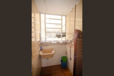 Apartamento à venda com 110m², 3 quartos e 1 vagaÁrea de Serviço