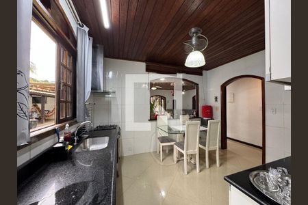 Casa de condomínio à venda com 560m², 6 quartos e 5 vagasCozinha
