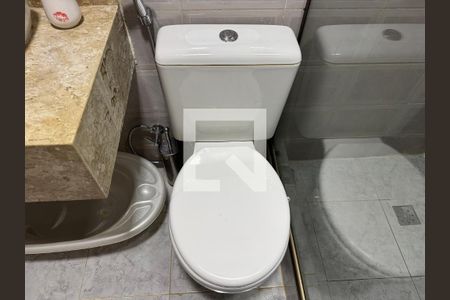 Casa de condomínio à venda com 560m², 6 quartos e 5 vagasBanheiro Social