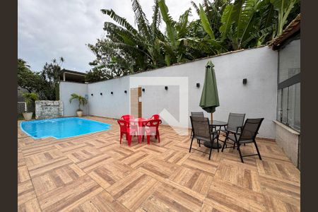Casa de condomínio à venda com 560m², 6 quartos e 5 vagasÁrea externa