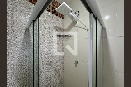 Casa de condomínio à venda com 560m², 6 quartos e 5 vagasÁrea externa - Banheiro