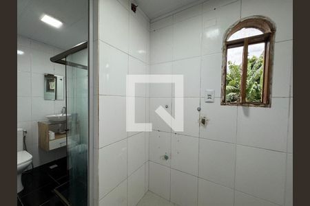 Casa de condomínio à venda com 560m², 6 quartos e 5 vagasBanheiro