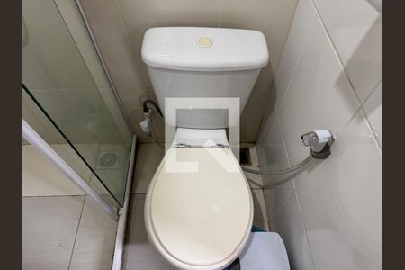 Casa de condomínio à venda com 560m², 6 quartos e 5 vagasÁrea externa - Banheiro