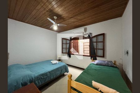 Casa de condomínio à venda com 560m², 6 quartos e 5 vagasQuarto 1