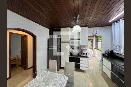 Casa de condomínio à venda com 560m², 6 quartos e 5 vagasCozinha