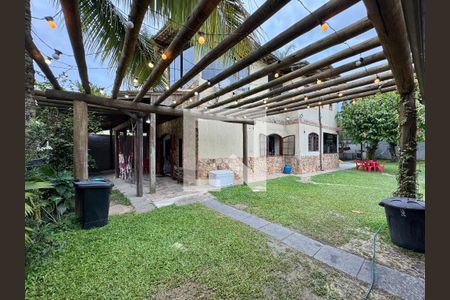 Casa de condomínio à venda com 560m², 6 quartos e 5 vagasÁrea externa