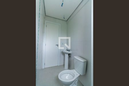 Banheiro de apartamento à venda com 1 quarto, 47m² em Santo Antônio, Porto Alegre