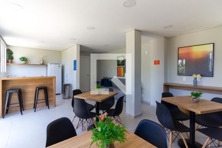 Apartamento para alugar com 24m², 1 quarto e sem vaga Apartamento para alugar com 24m², 1 quarto e sem vagaÁrea comum - Salão de festas